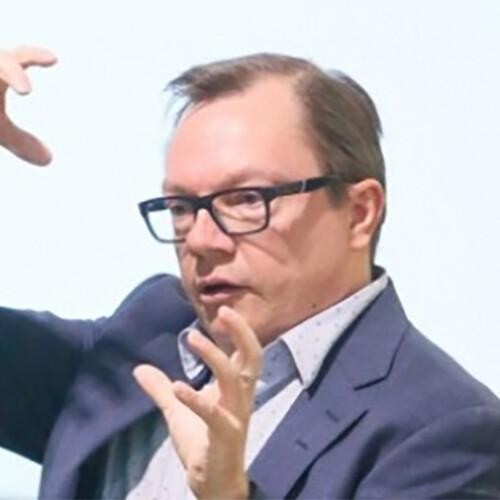 Jari Pirhonen luennoi